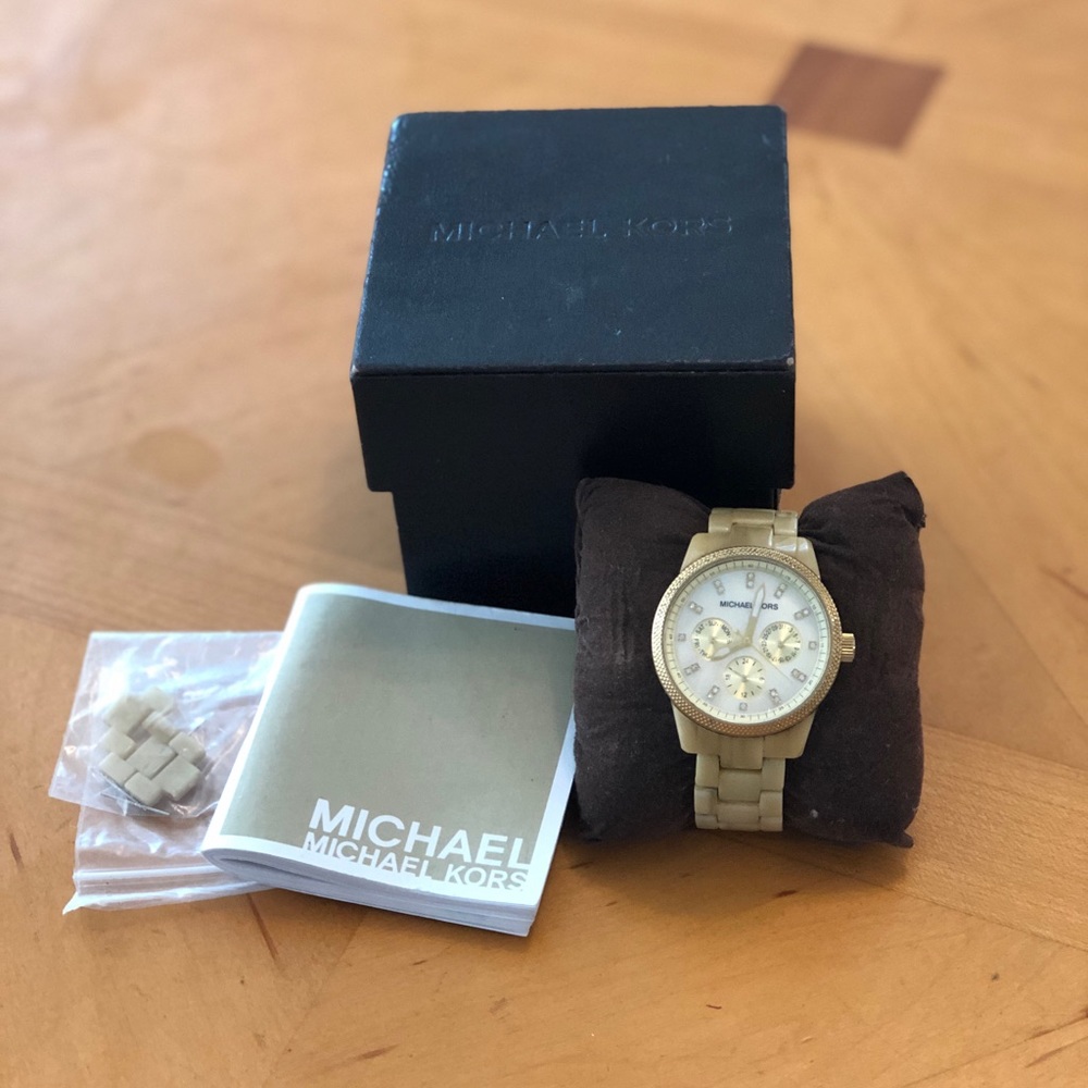 MICHAEL KORS Horn Jet Set Women’s Watch